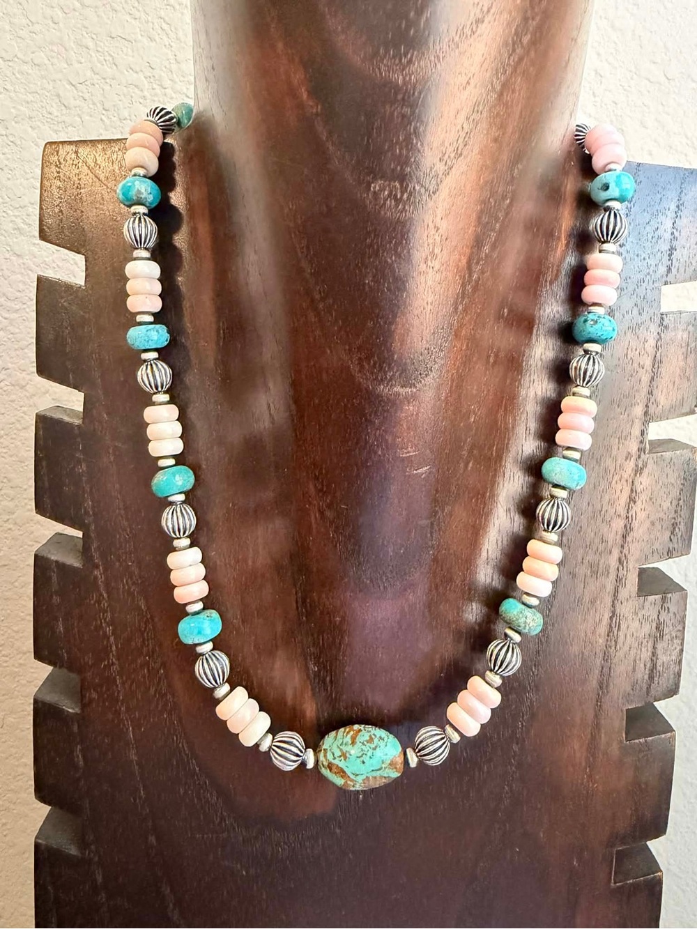 Sterling silver pink conch turquoise bead necklace 18 inch